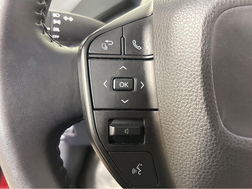 2023 Toyota Prius LE