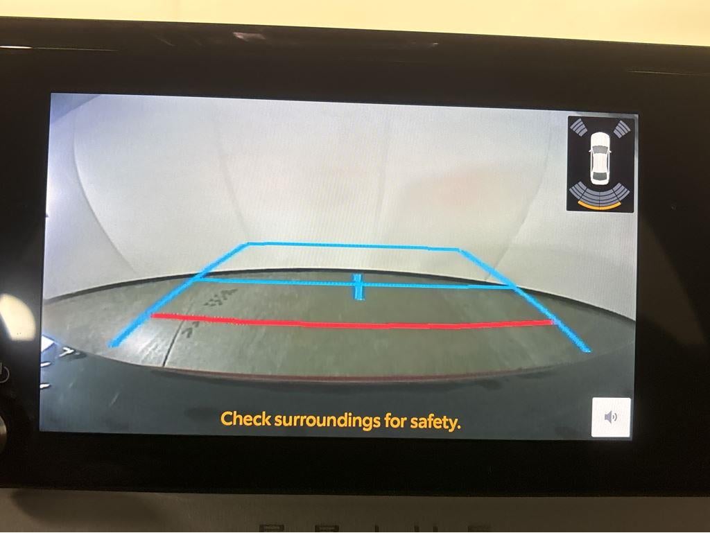 2023 Toyota Prius LE