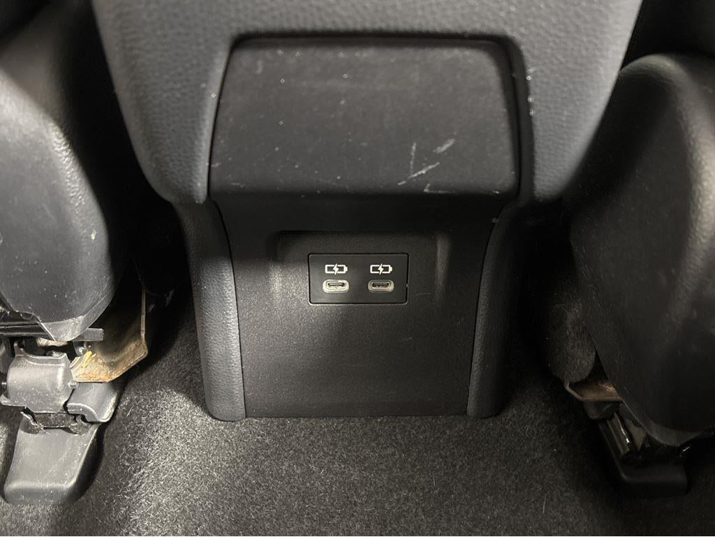 2023 Toyota Prius LE