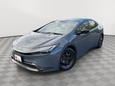 2024 Toyota Prius LE (Natl)
