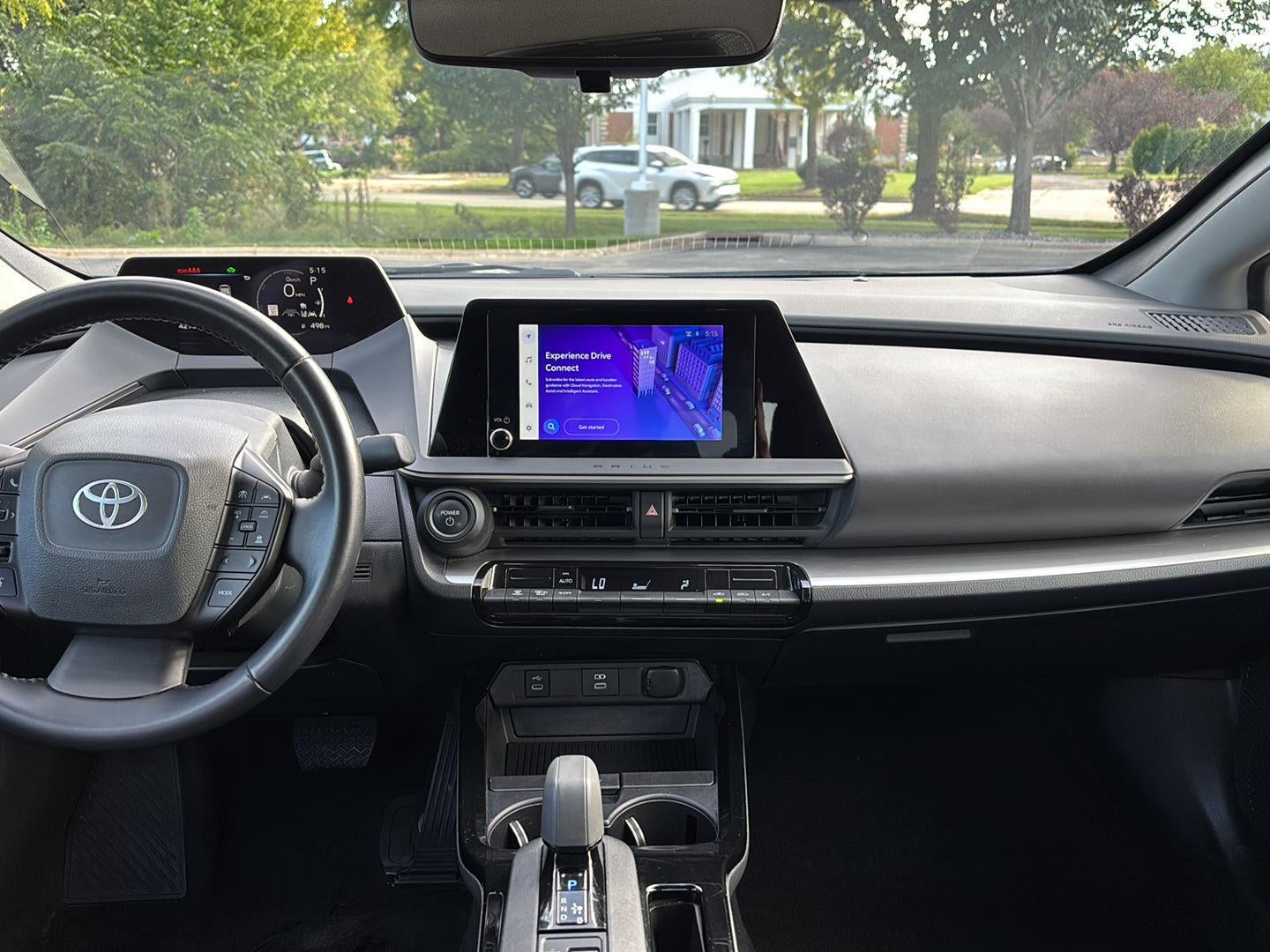 2024 Toyota Prius LE (Natl)