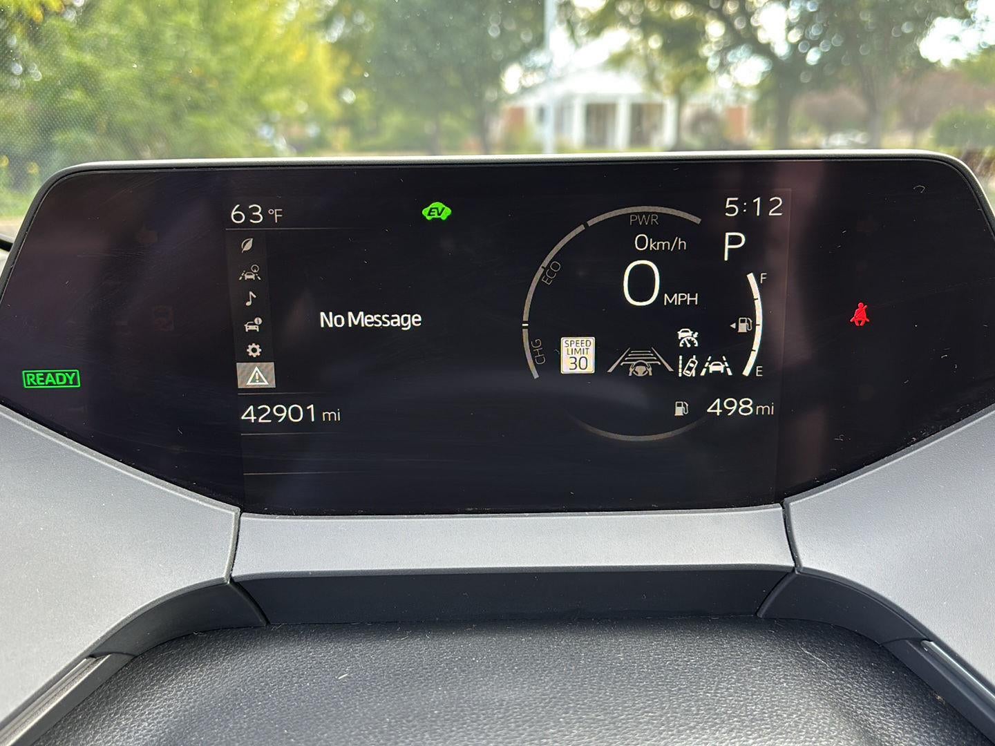 2024 Toyota Prius LE (Natl)