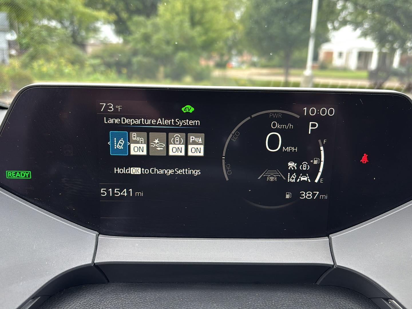 2024 Toyota Prius LE (Natl)