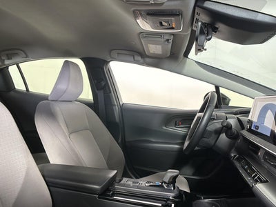 2025 Toyota Prius LE (Natl)