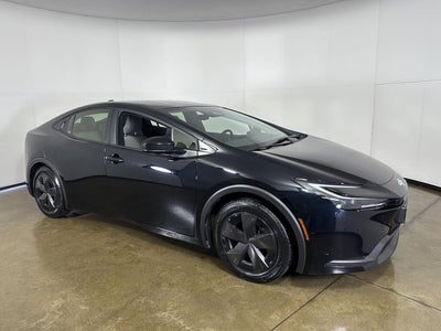2025 Toyota Prius LE (Natl)