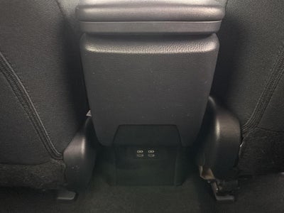 2025 Toyota Prius LE (Natl)