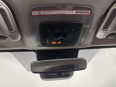 2025 Toyota Prius LE (Natl)