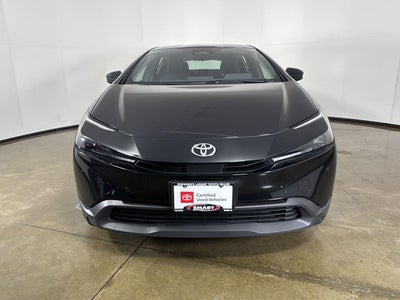 2025 Toyota Prius LE (Natl)