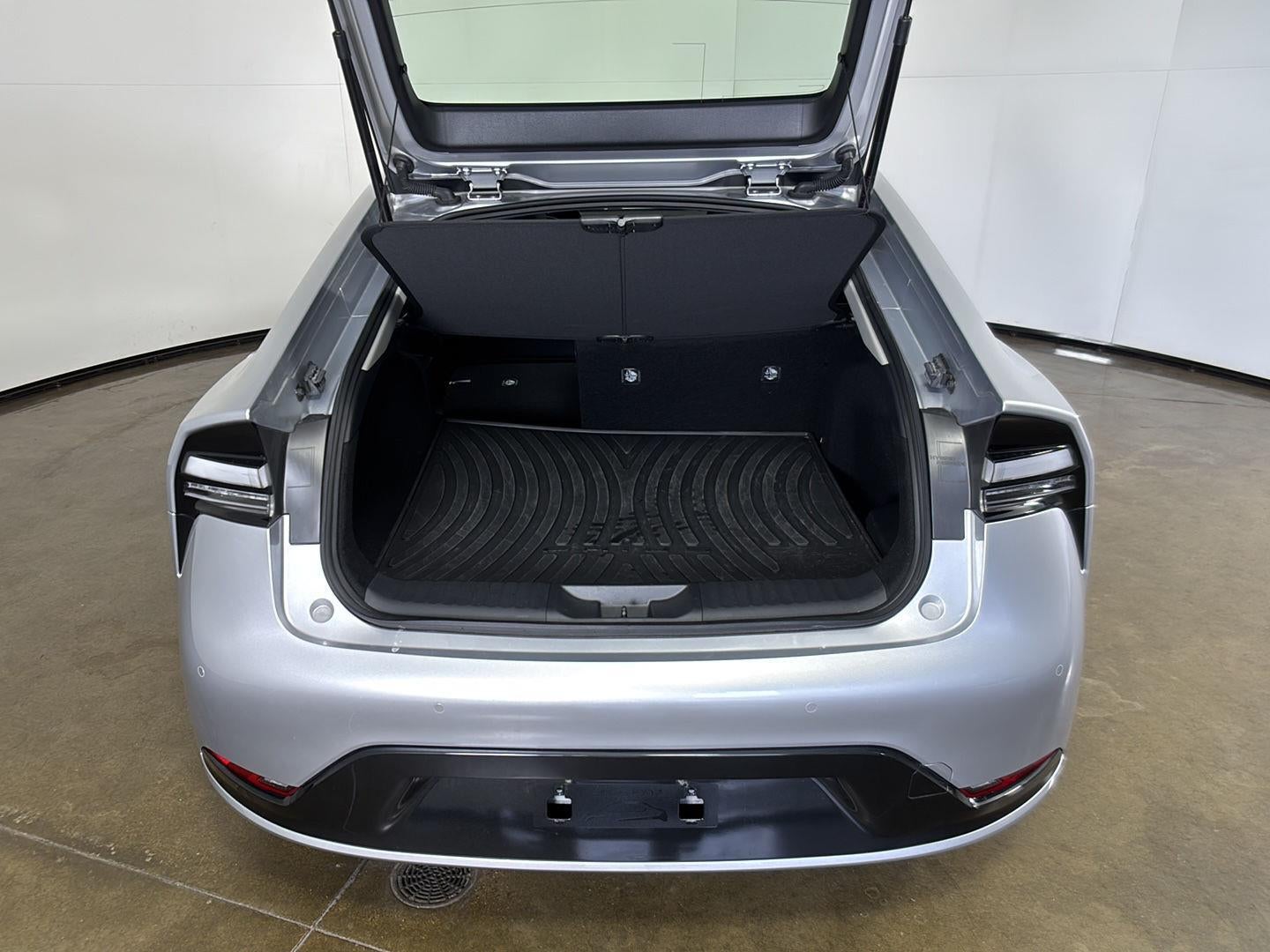 2025 Toyota Prius Plug-In Hybrid XSE