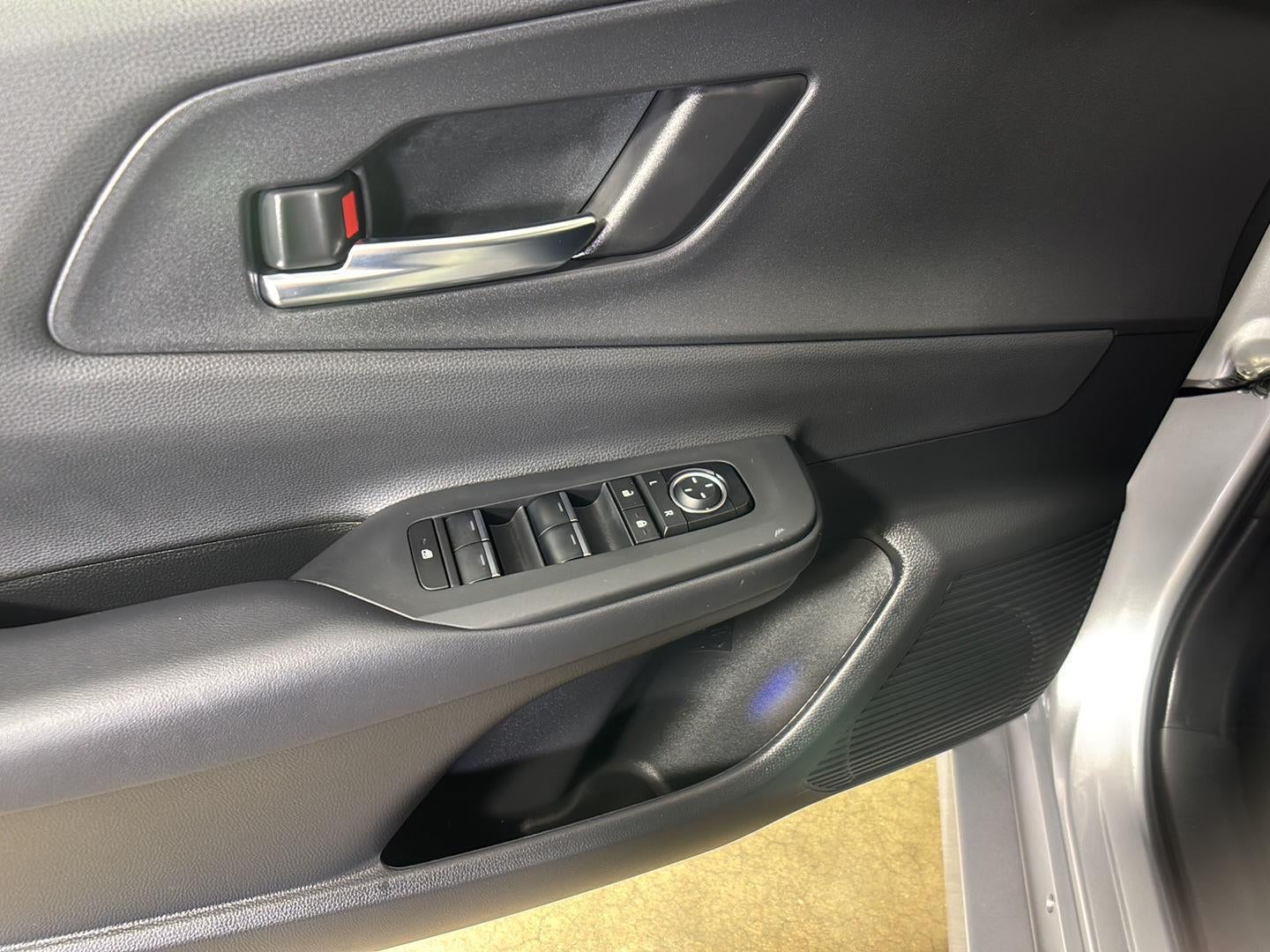 2025 Toyota Prius Plug-In Hybrid XSE