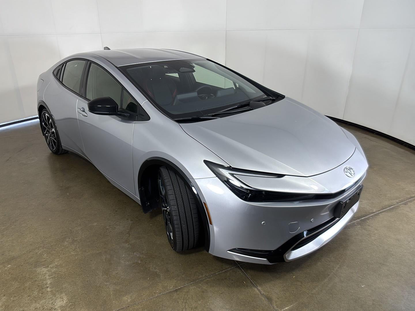 2025 Toyota Prius Plug-In Hybrid XSE