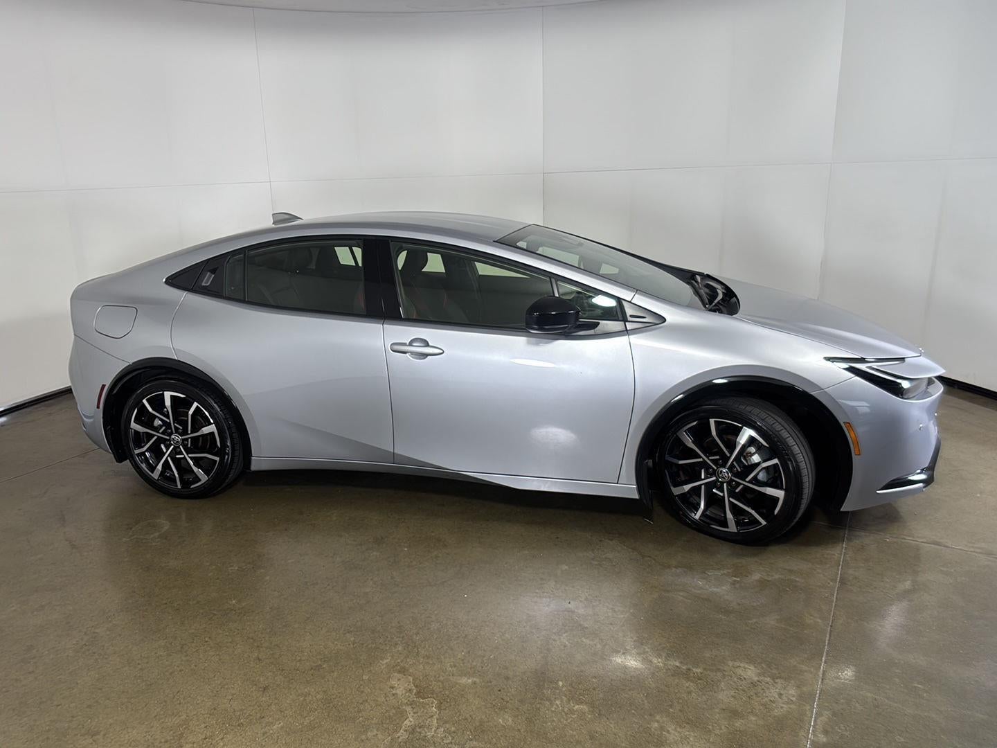 2025 Toyota Prius Plug-In Hybrid XSE