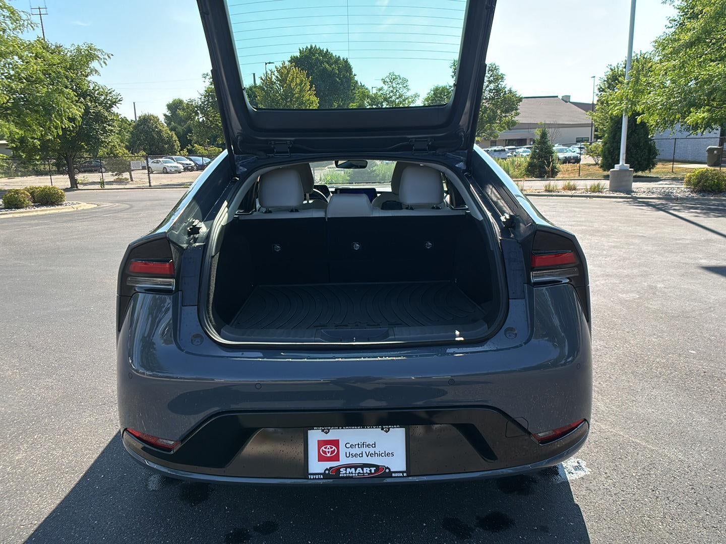 2025 Toyota Prius XLE
