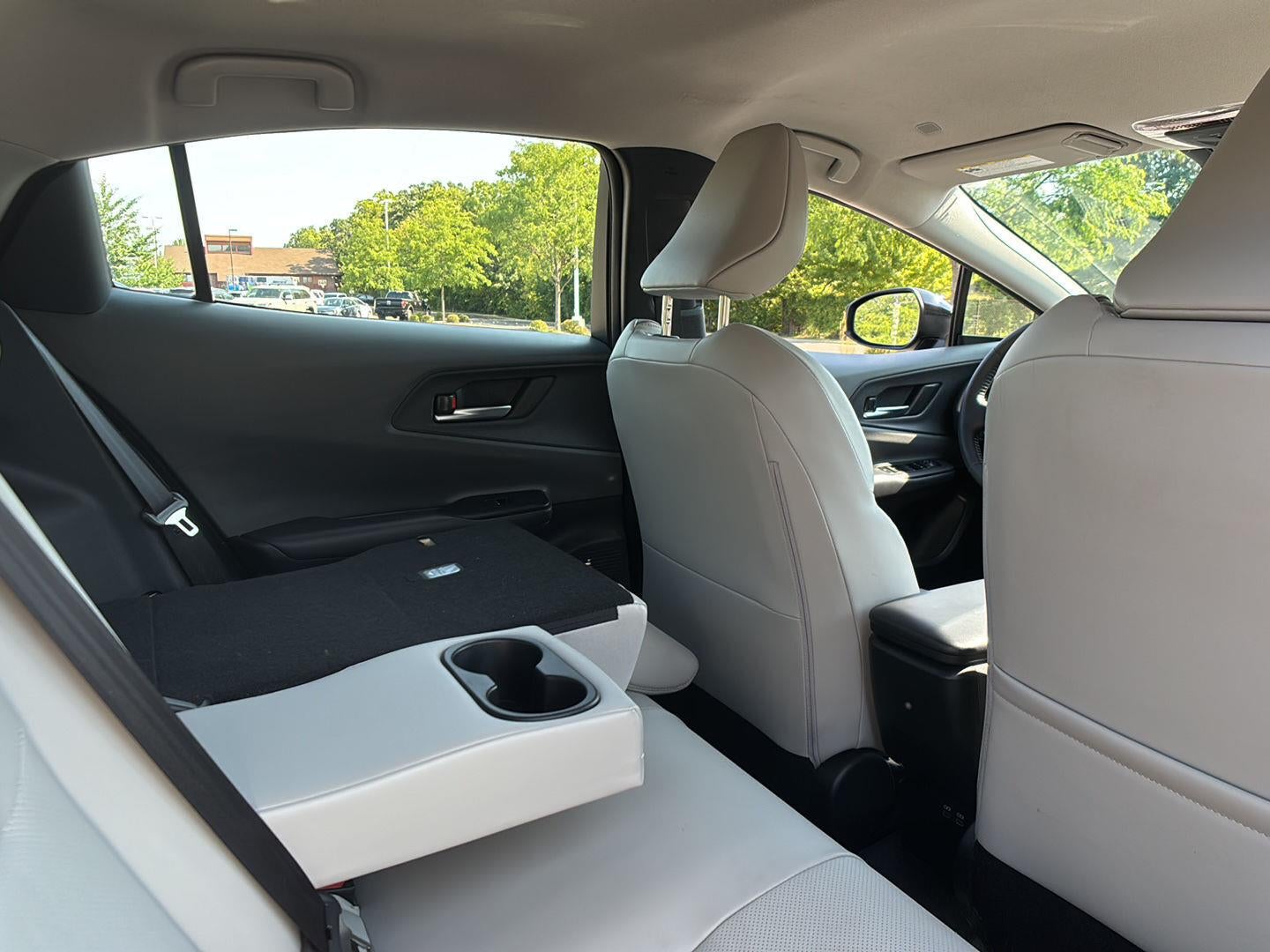 2025 Toyota Prius XLE