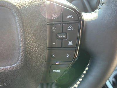 2025 Toyota Prius XLE
