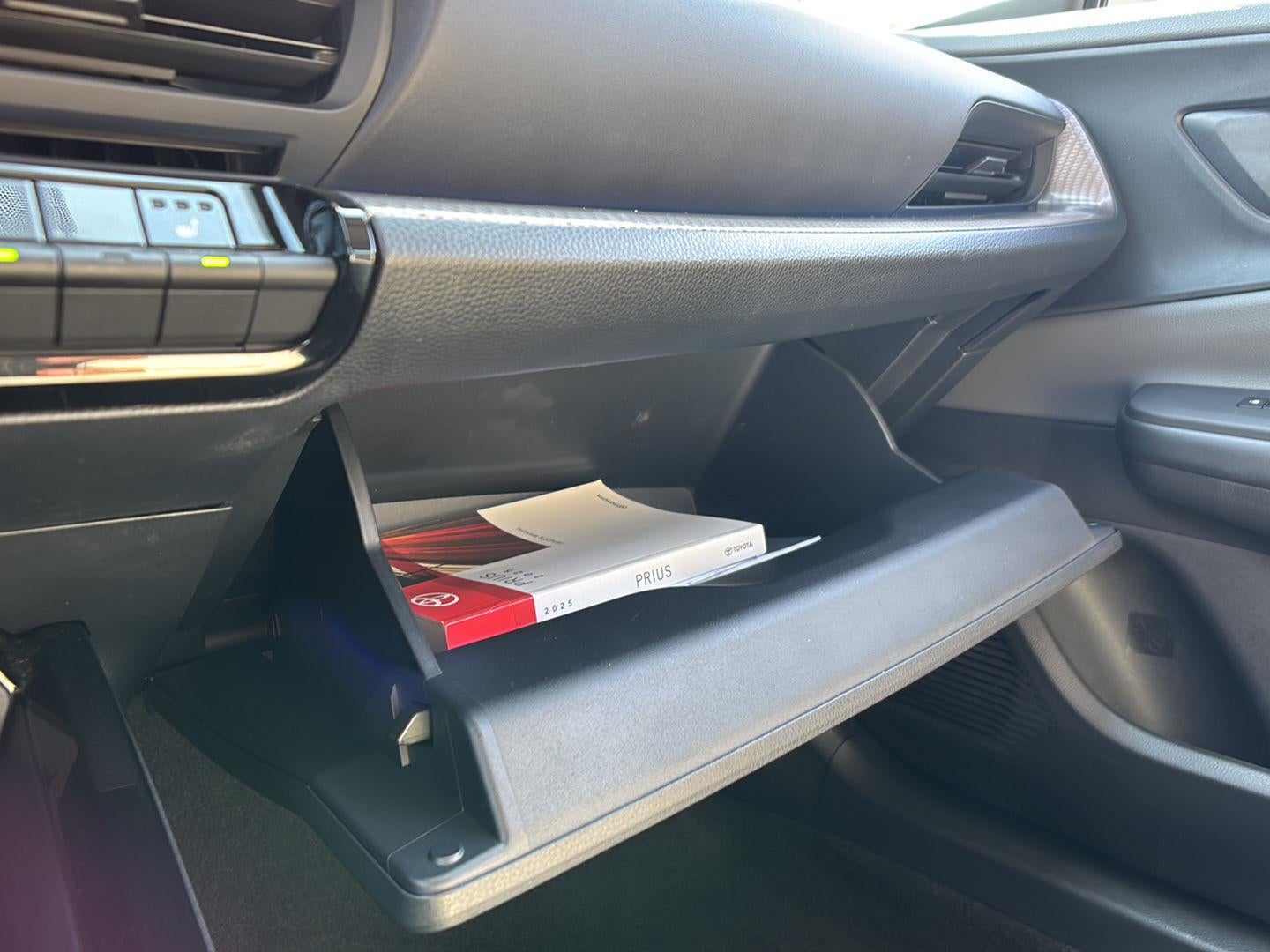 2025 Toyota Prius XLE