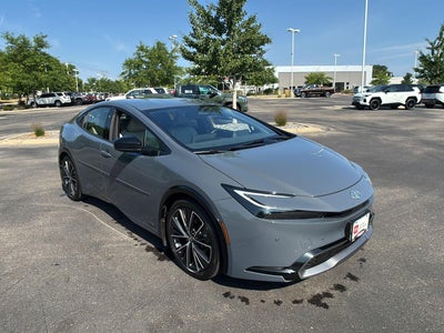 2025 Toyota Prius XLE