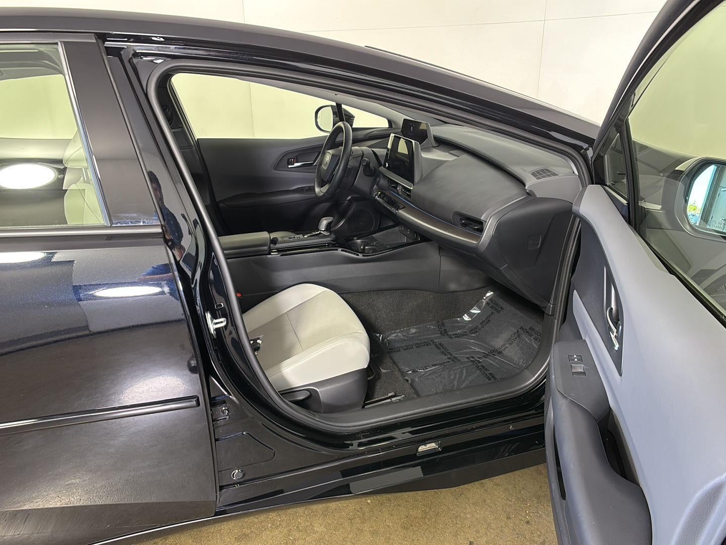 2024 Toyota Prius XLE