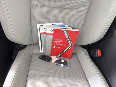 2024 Toyota Prius XLE