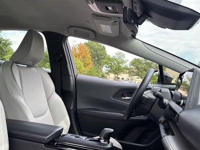 2025 Toyota Prius XLE