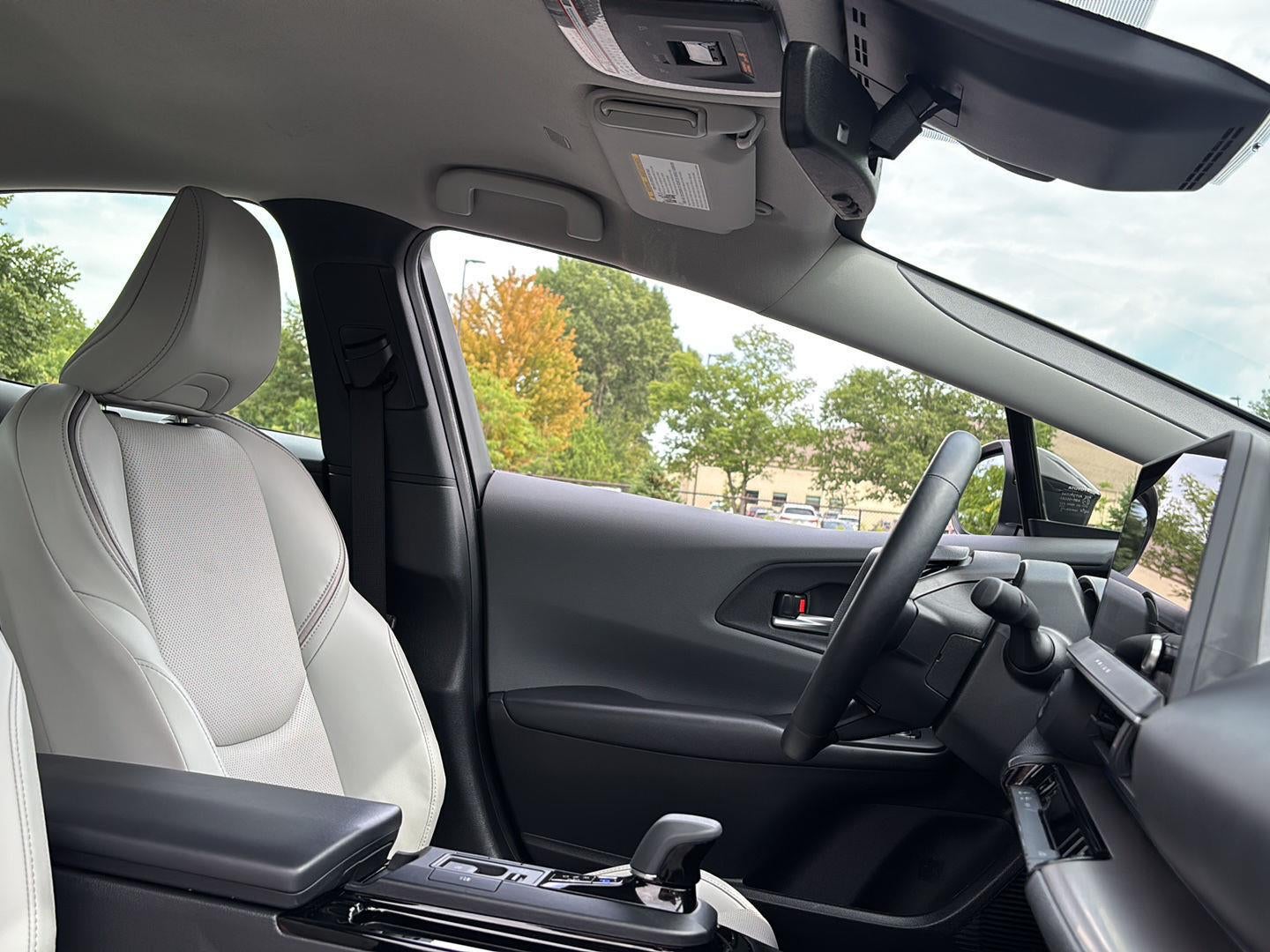 2025 Toyota Prius XLE