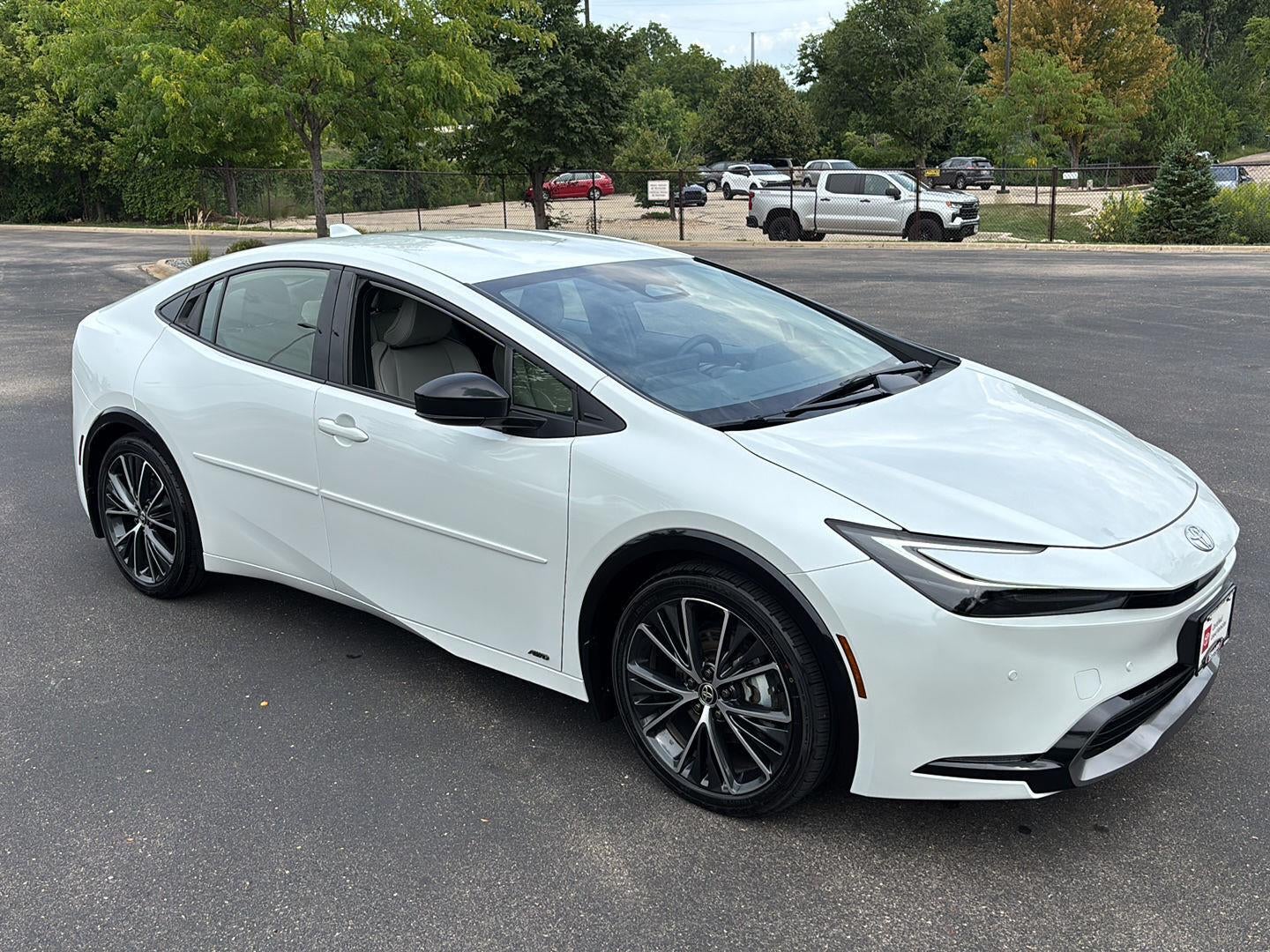 2025 Toyota Prius XLE