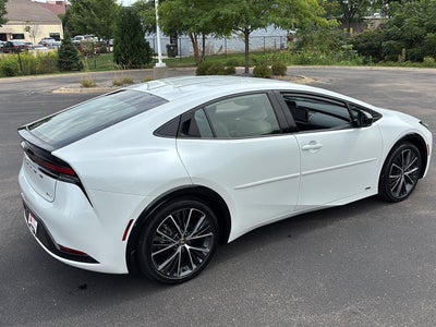 2025 Toyota Prius XLE