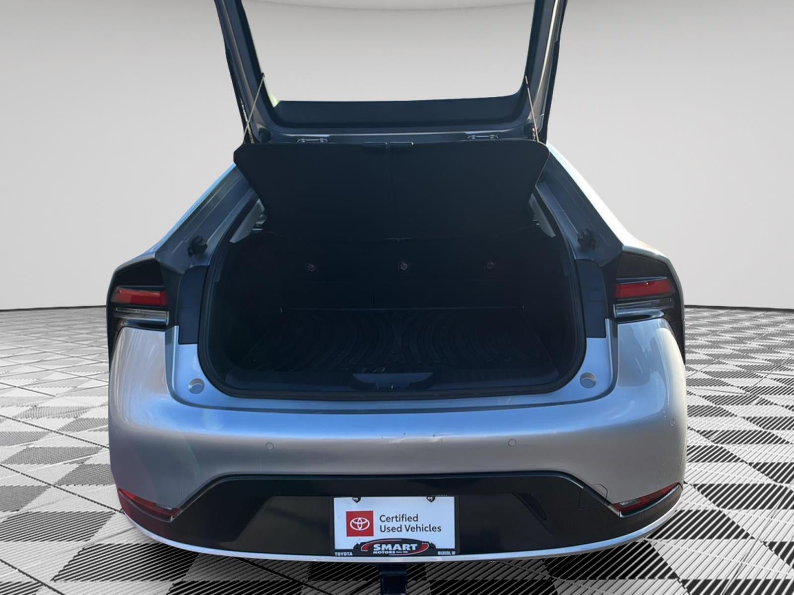 2023 Toyota Prius XLE