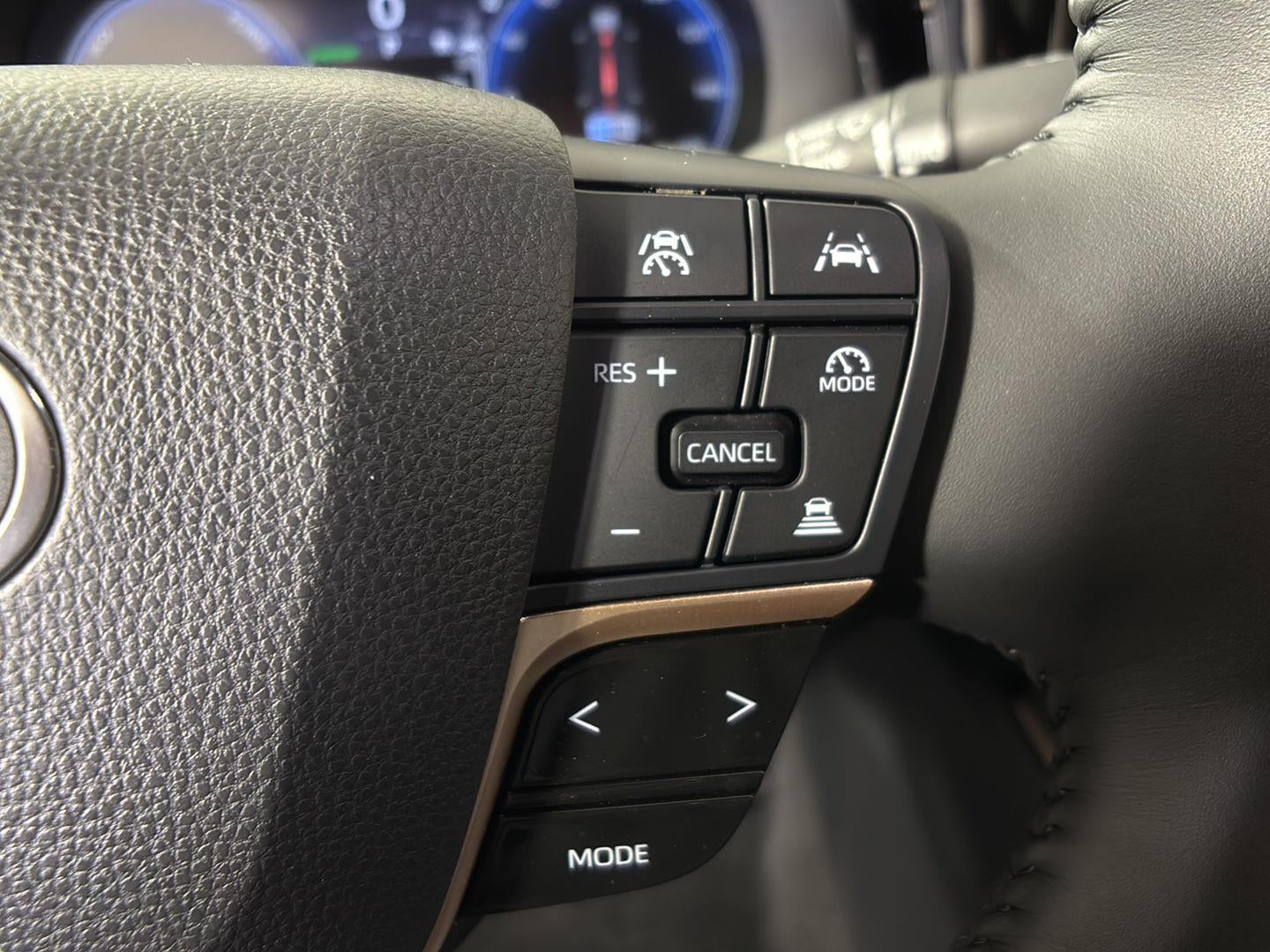 2023 Toyota Crown Platinum