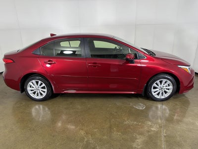 2025 Toyota Corolla Hybrid LE