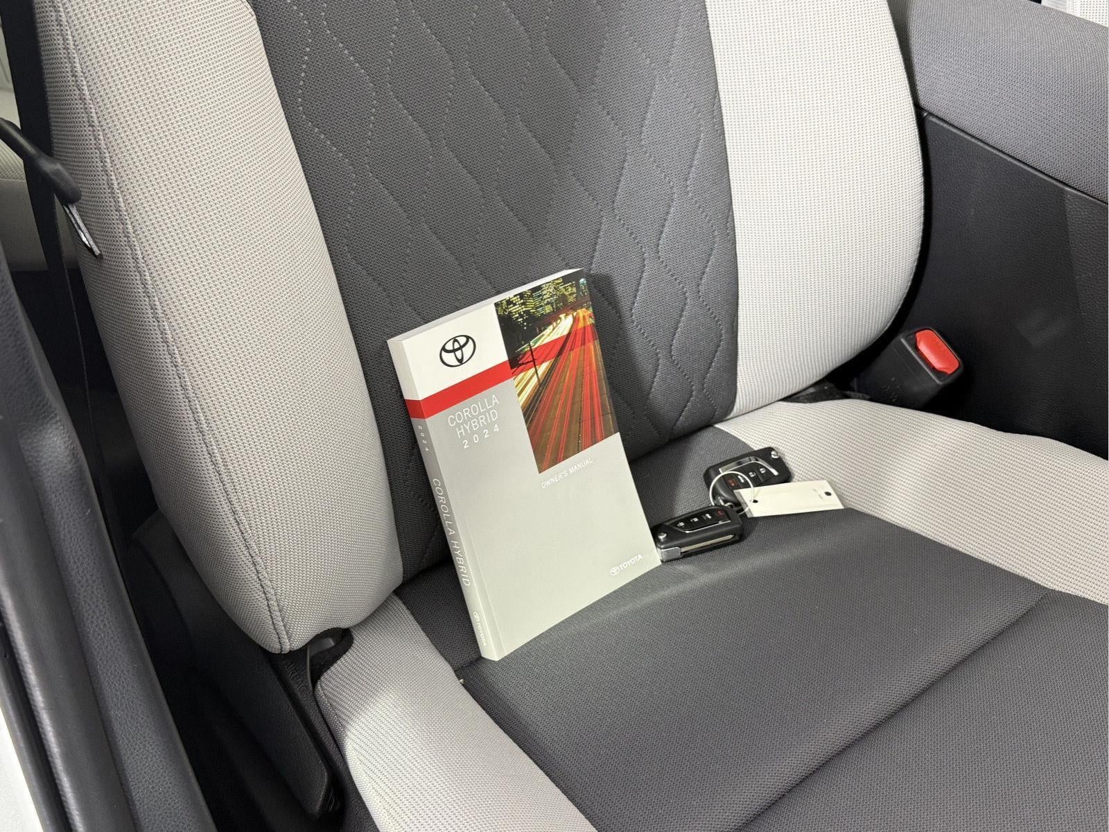 2024 Toyota Corolla Hybrid LE