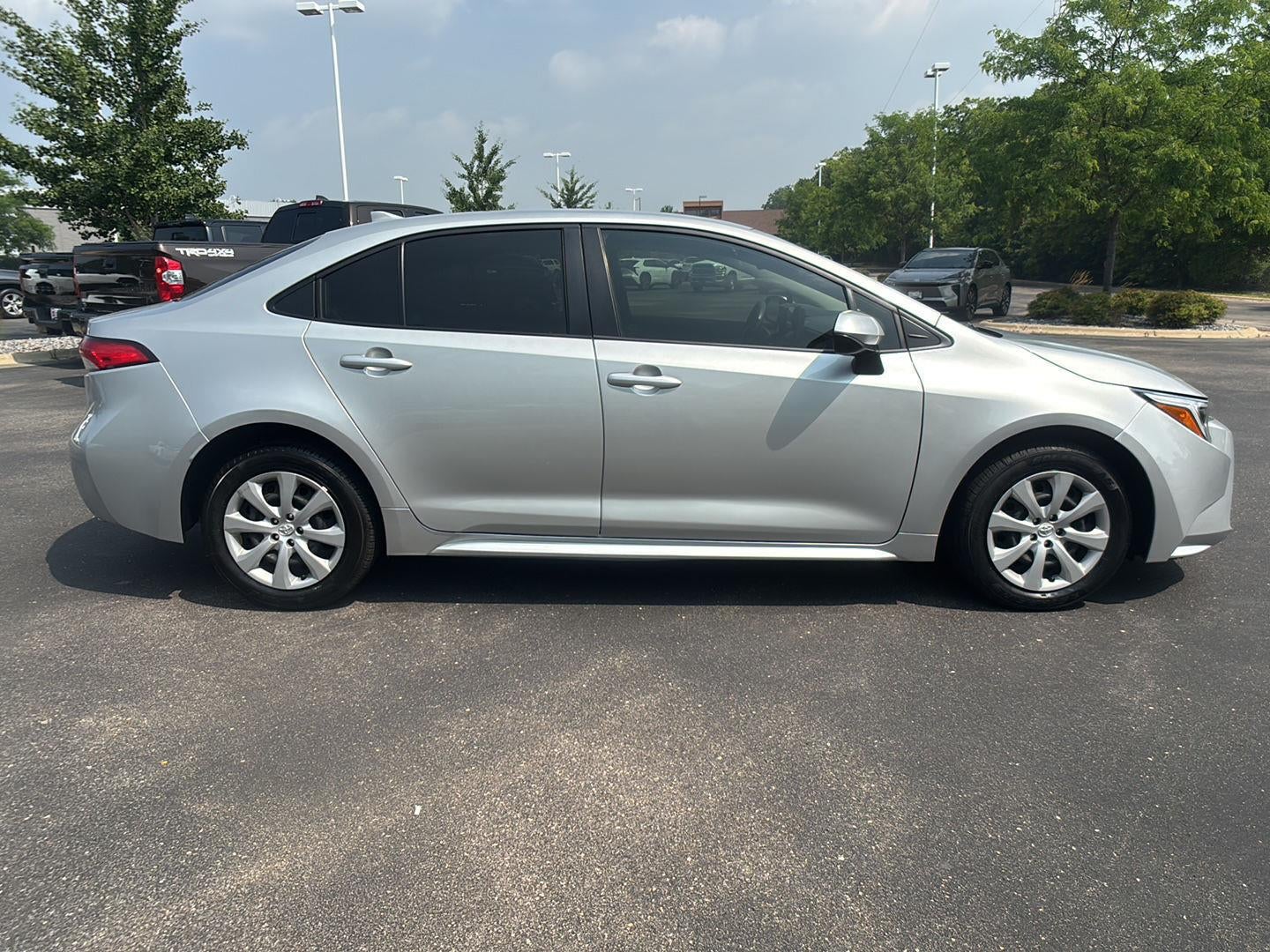 2025 Toyota Corolla Hybrid LE