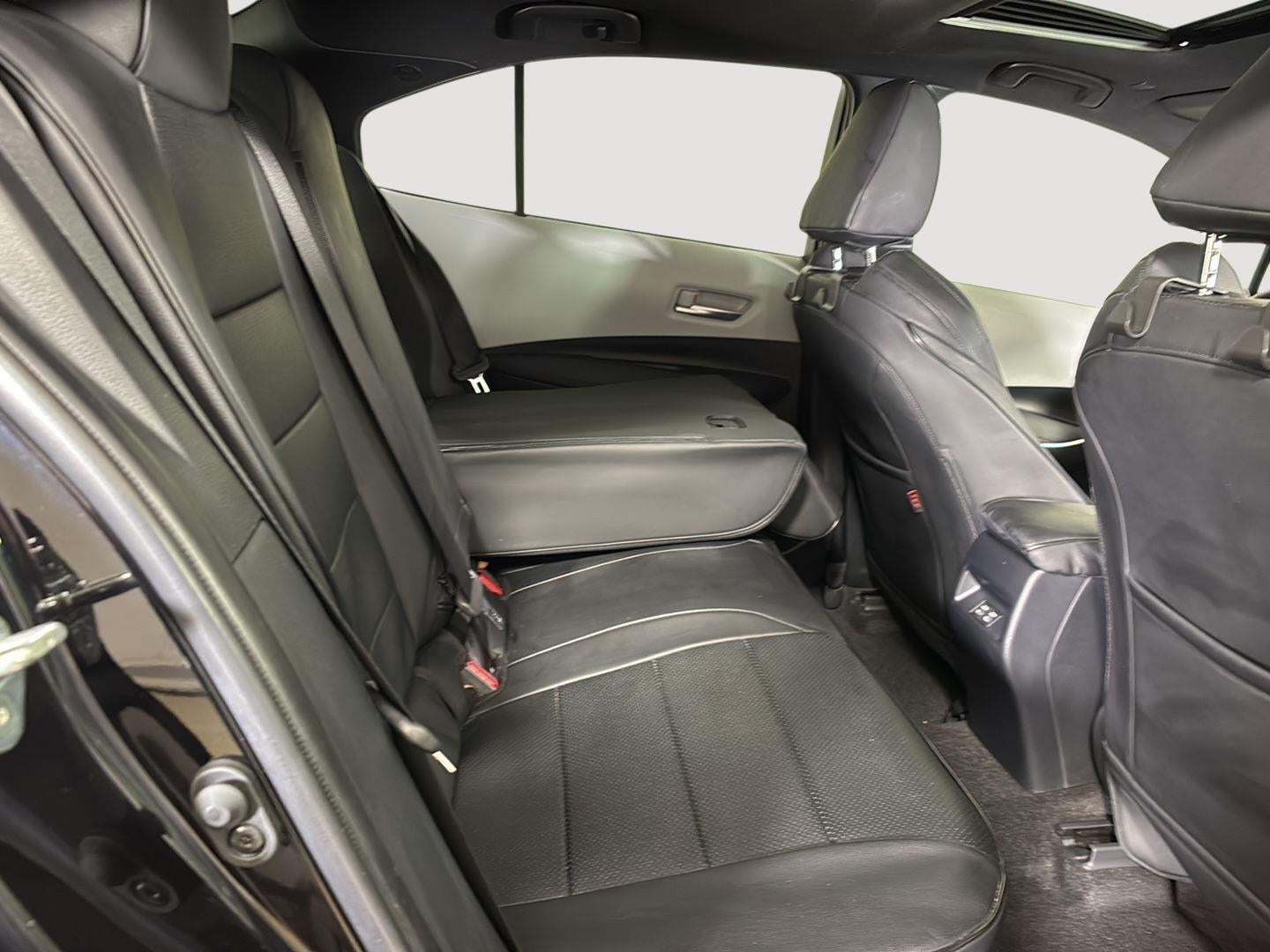 2023 Toyota Corolla Hybrid SE