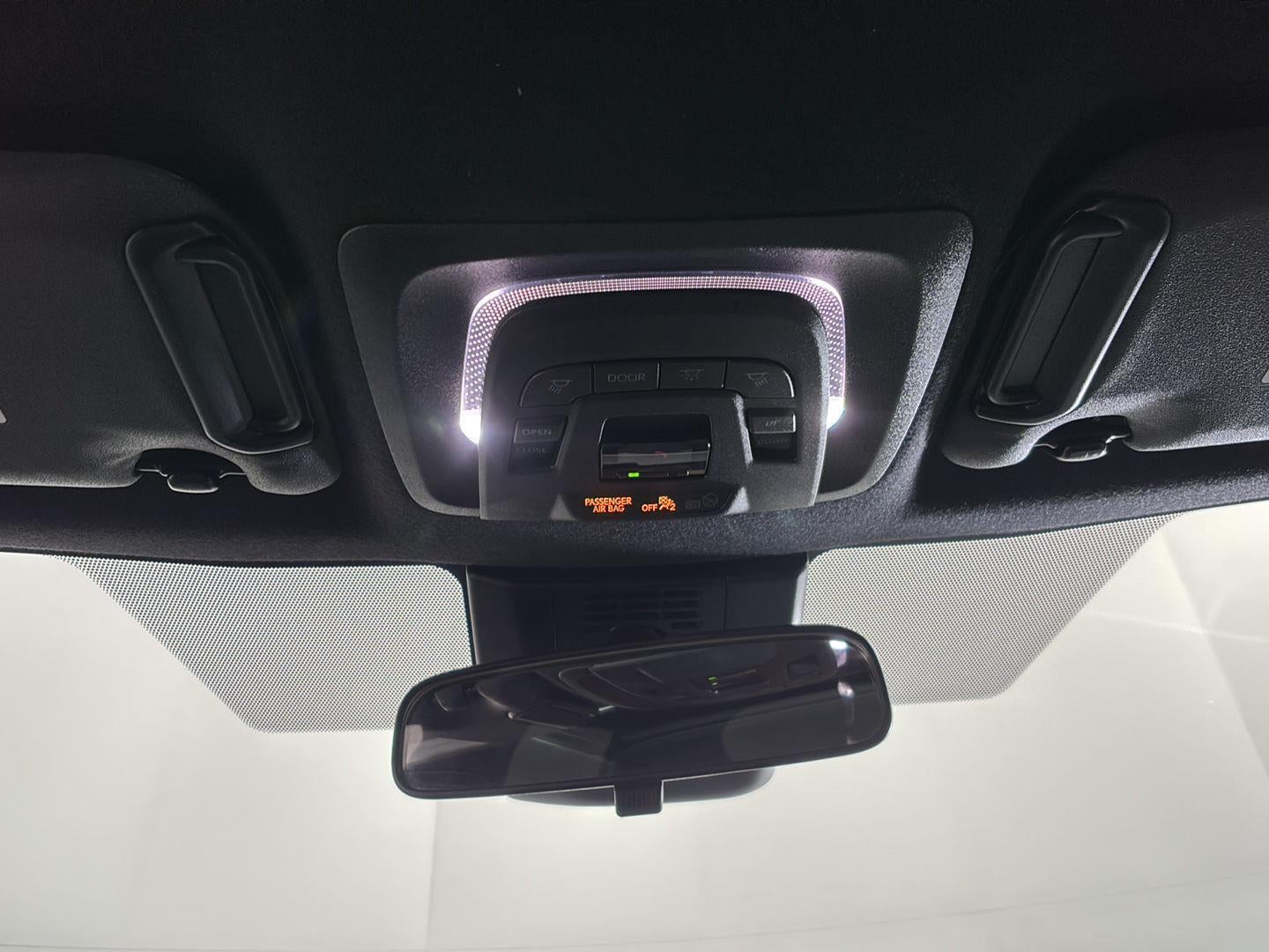 2023 Toyota Corolla Hybrid SE