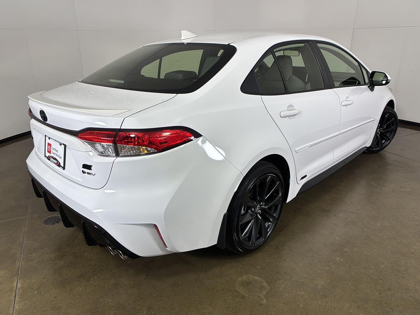 2025 Toyota Corolla Hybrid SE