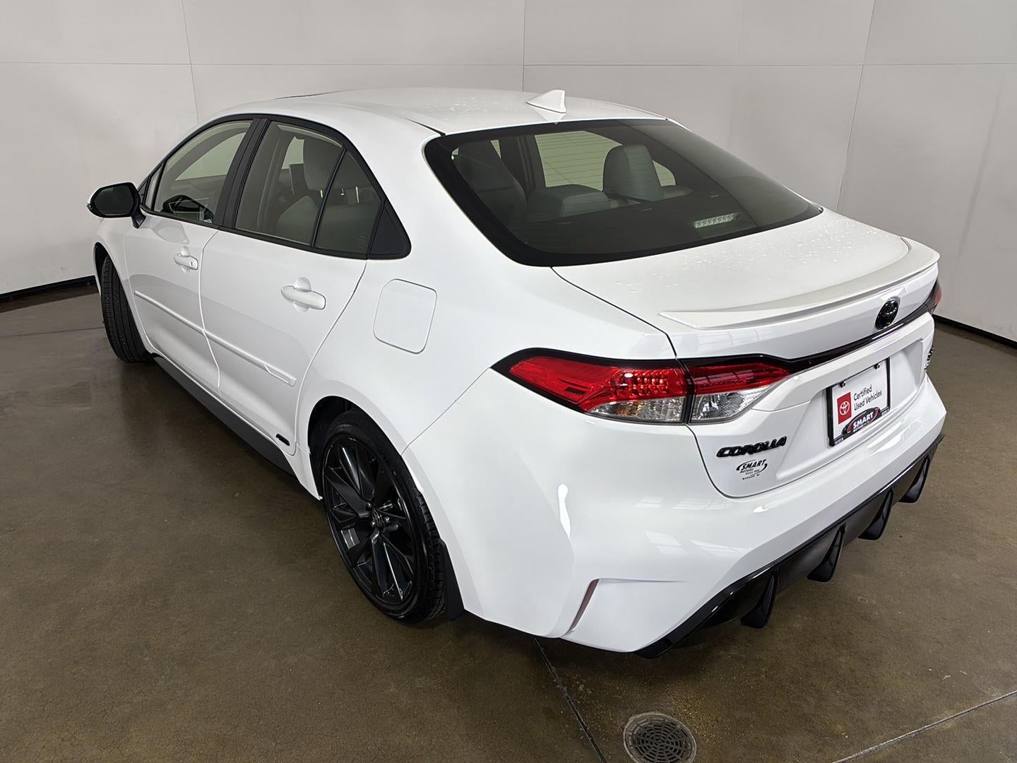 2025 Toyota Corolla Hybrid SE