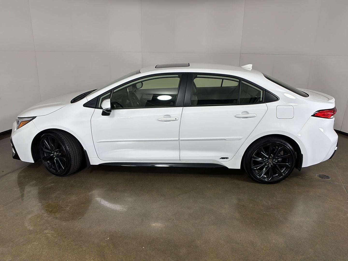 2025 Toyota Corolla Hybrid SE