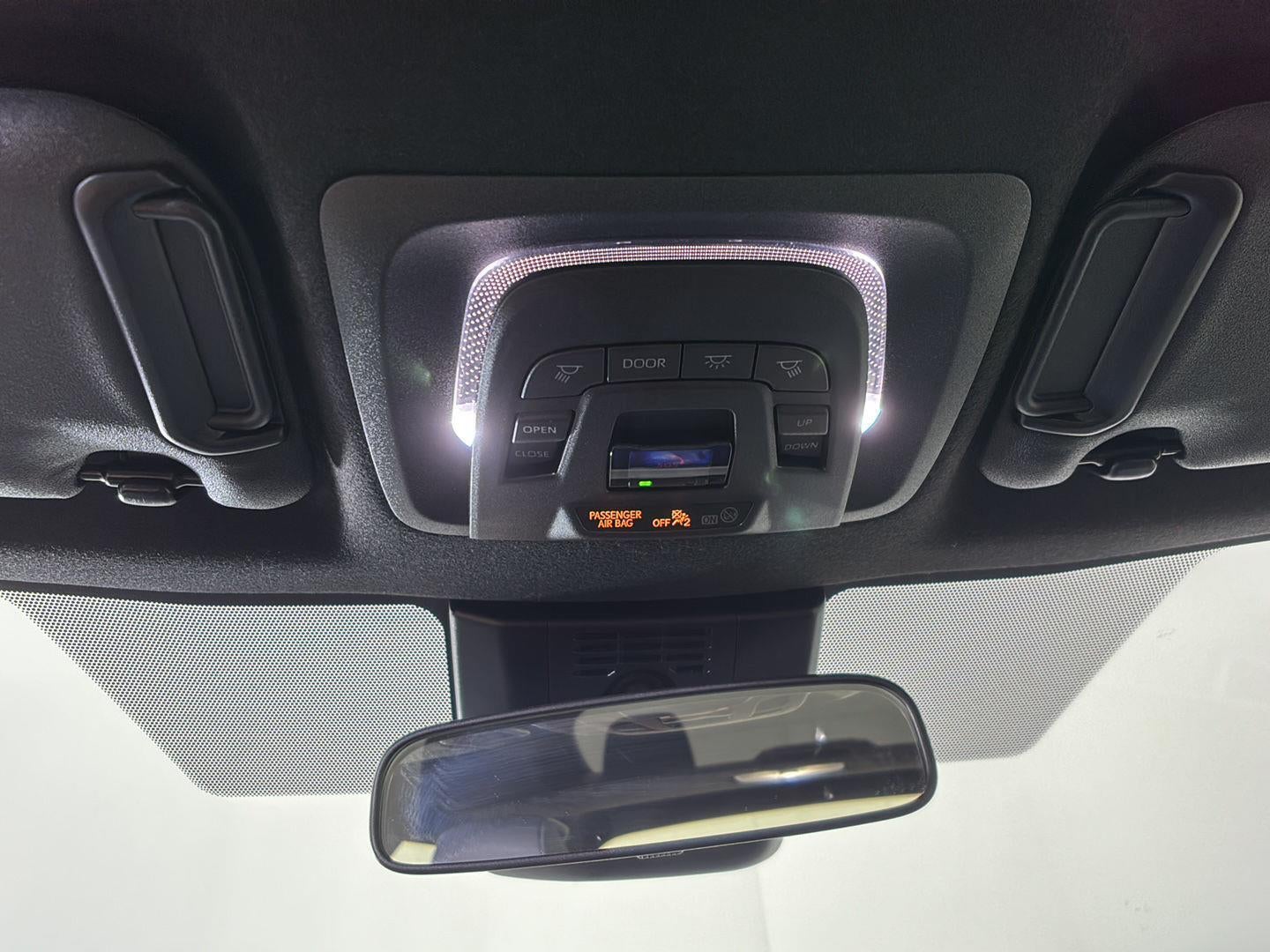 2025 Toyota Corolla Hybrid SE