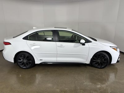 2025 Toyota Corolla Hybrid SE