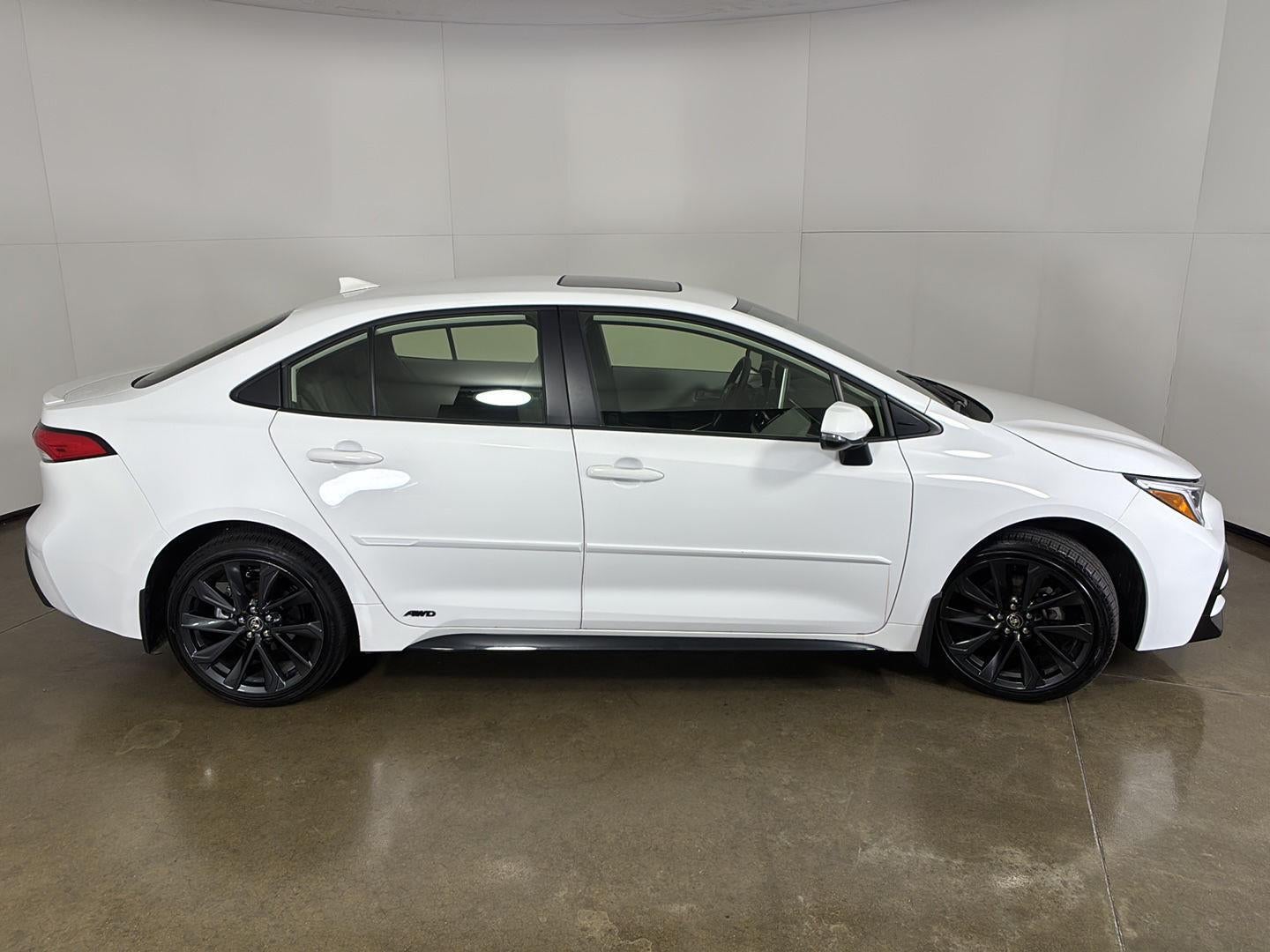 2025 Toyota Corolla Hybrid SE