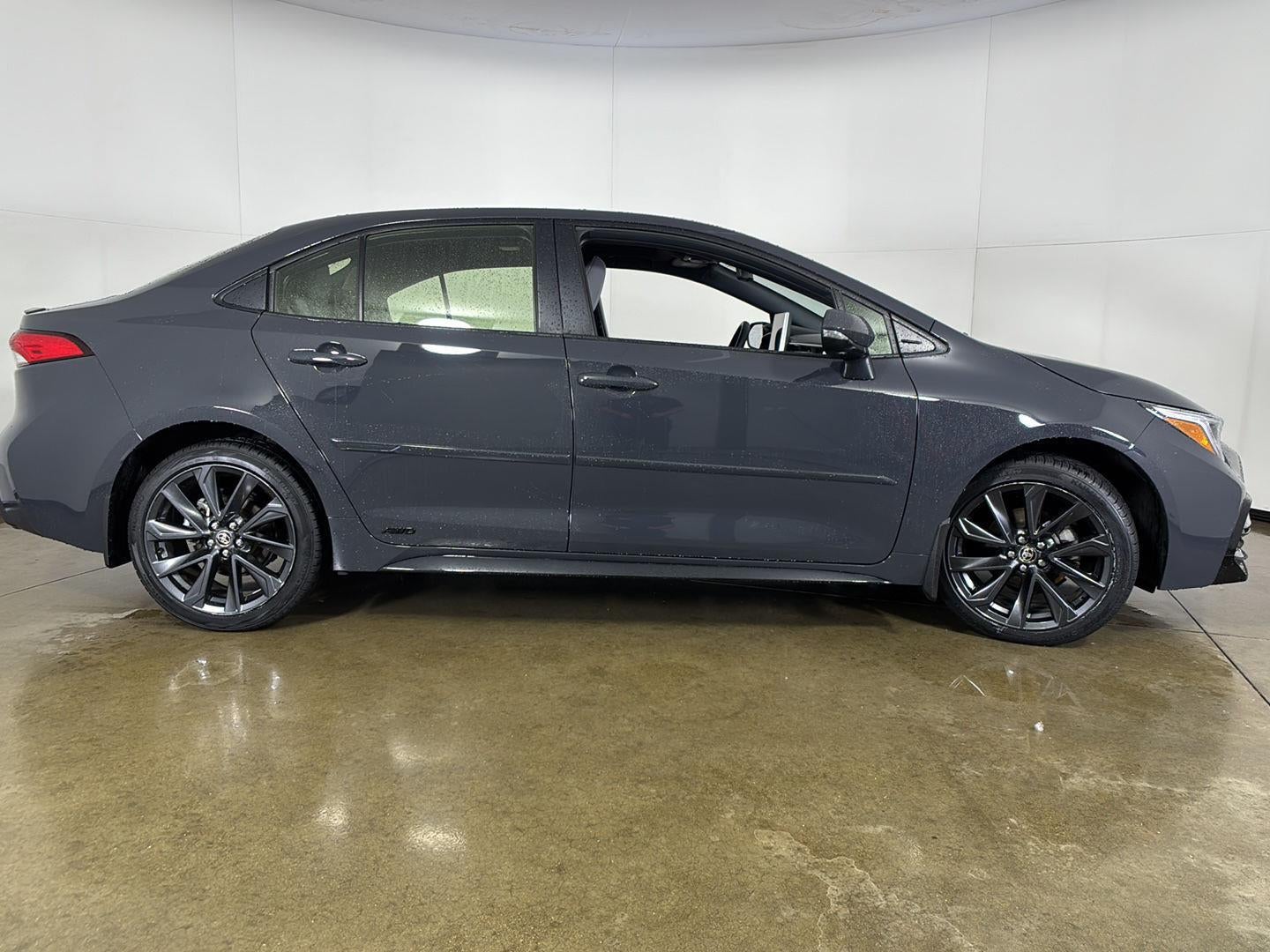 2025 Toyota Corolla Hybrid SE
