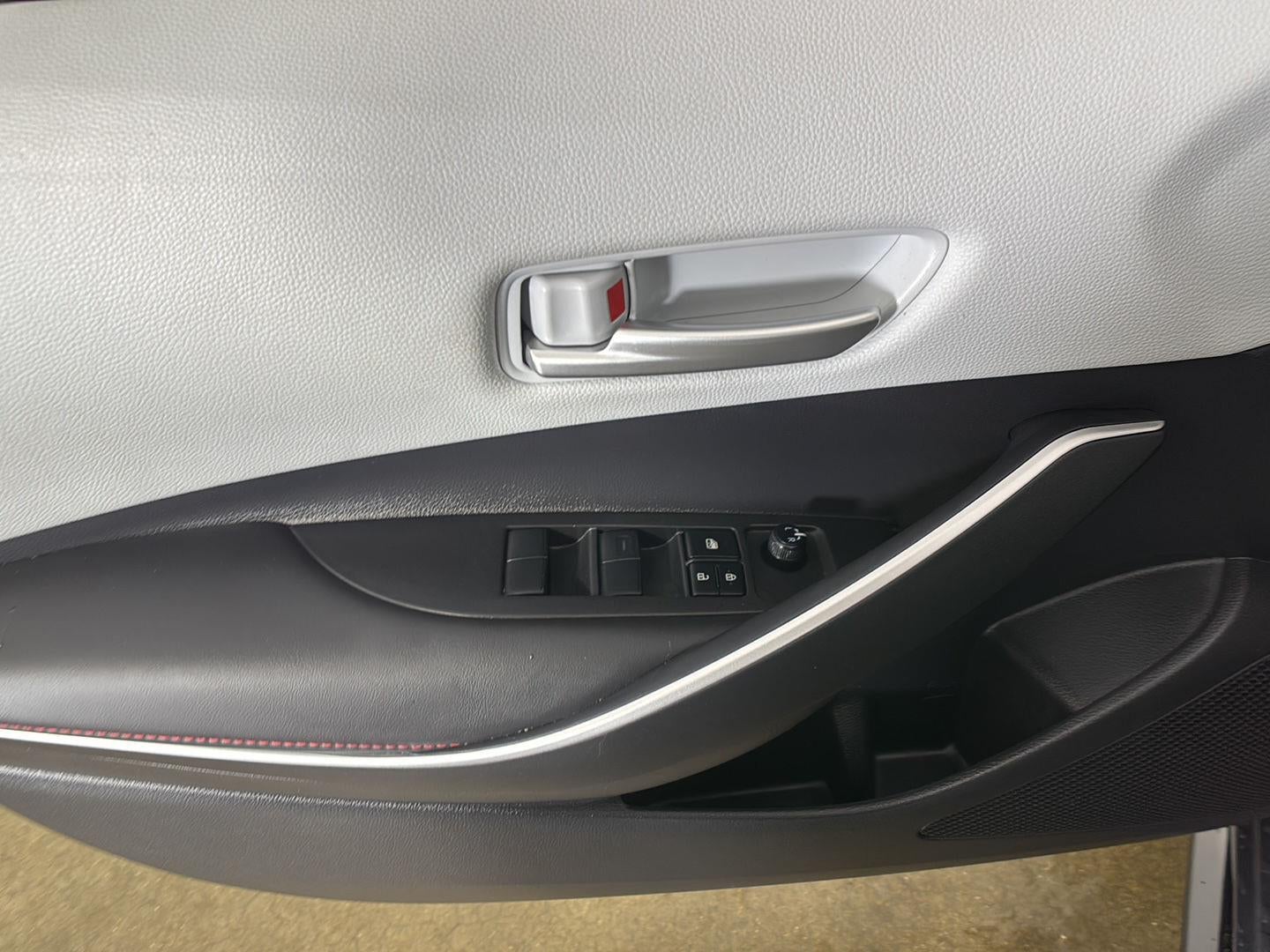 2025 Toyota Corolla Hybrid SE