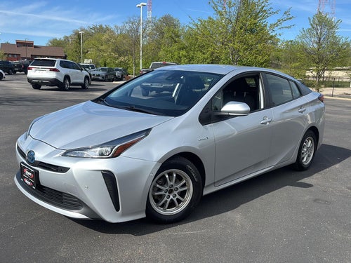 2022 Toyota Prius LE