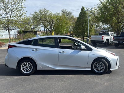 2022 Toyota Prius LE