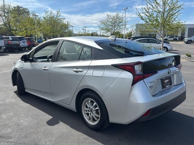 2022 Toyota Prius LE
