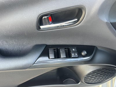 2022 Toyota Prius LE