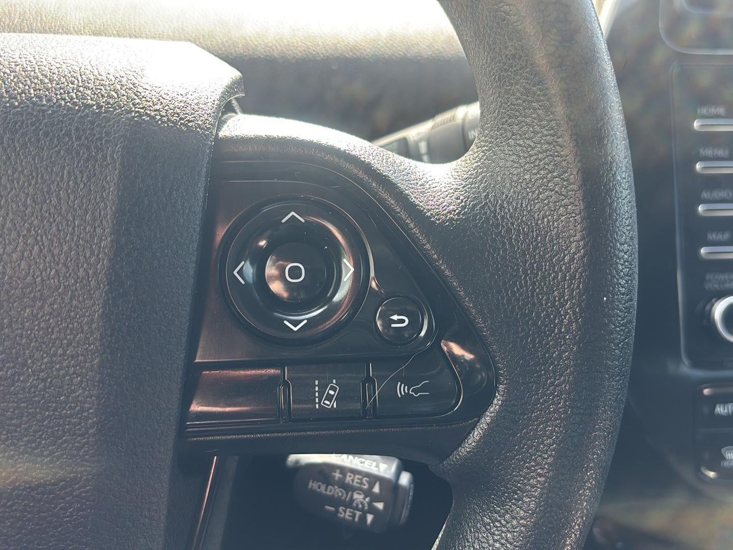 2022 Toyota Prius LE