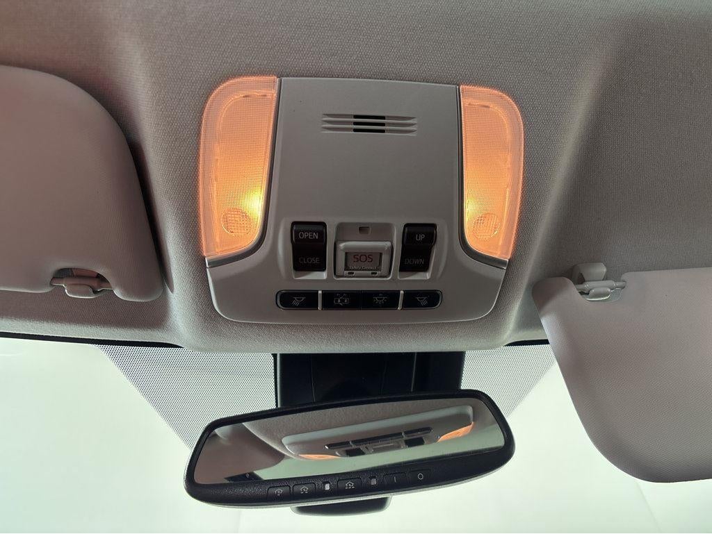 2018 Toyota Prius Four