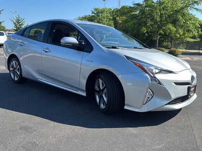 2016 Toyota Prius Three Touring