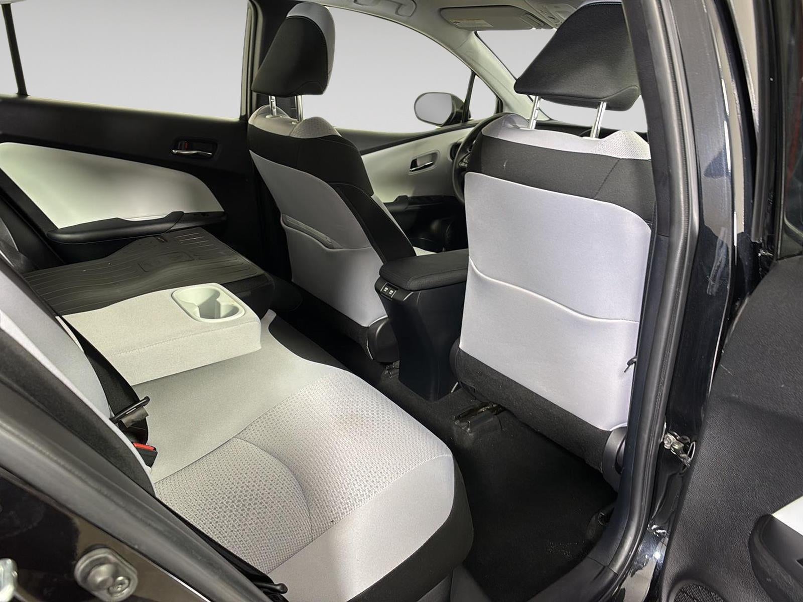 2019 Toyota Prius LE